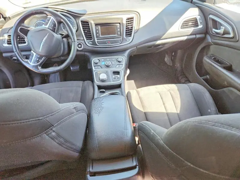2017 CHRYSLER 200 LX  
