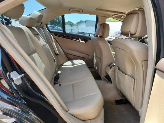 2013 MERCEDES-BENZ C 250  