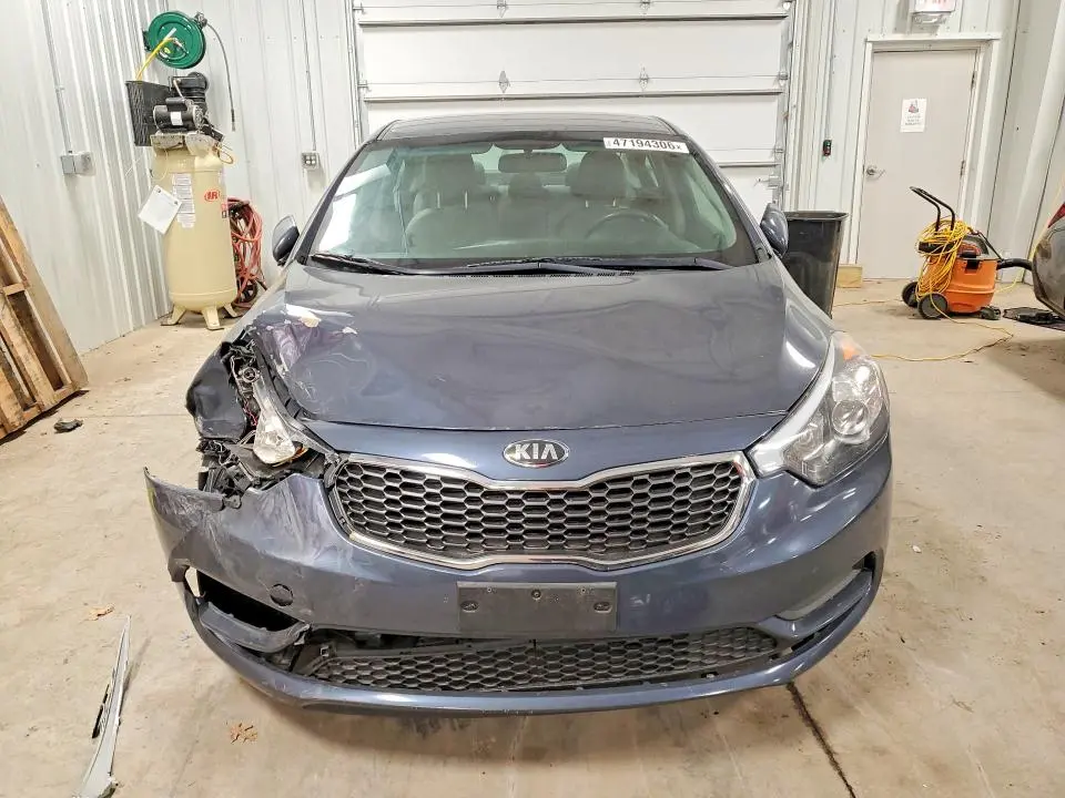 2016 KIA FORTE LX  