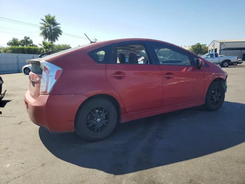 2012 TOYOTA PRIUS THREE  