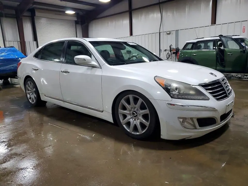 2011 HYUNDAI EQUUS SIGNATURE  