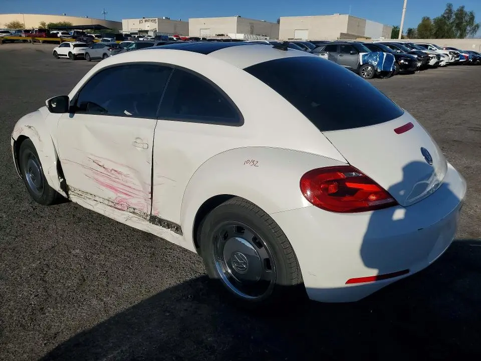 2012 VOLKSWAGEN BEETLE   