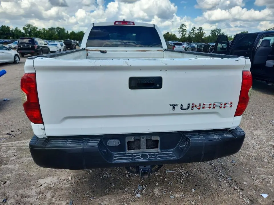 2020 TOYOTA TUNDRA SR  