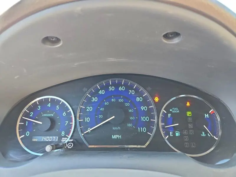 2010 TOYOTA SIENNA XLE  