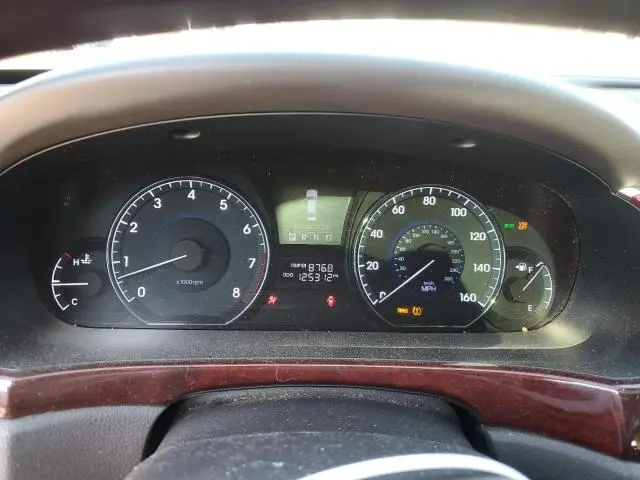2012 HYUNDAI EQUUS SIGNATURE  