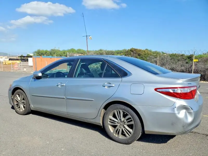 2016 TOYOTA CAMRY LE  