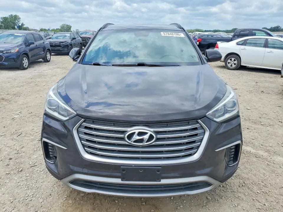 2017 HYUNDAI SANTA FE SE  
