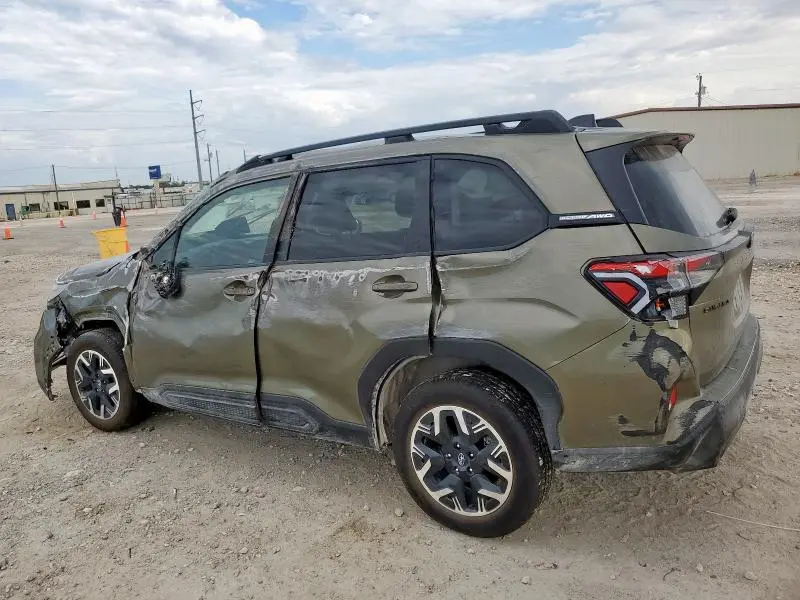 2025 SUBARU FORESTER PREMIUM  