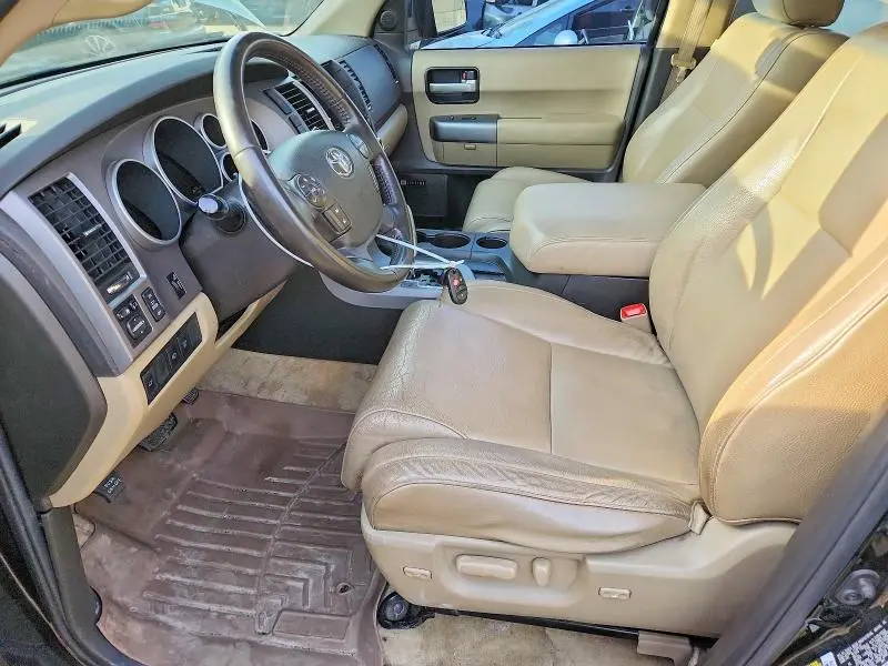 2010 TOYOTA SEQUOIA LIMITED  