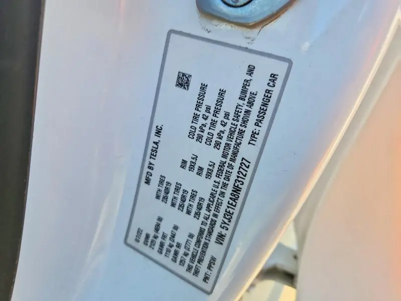 2022 TESLA MODEL 3   