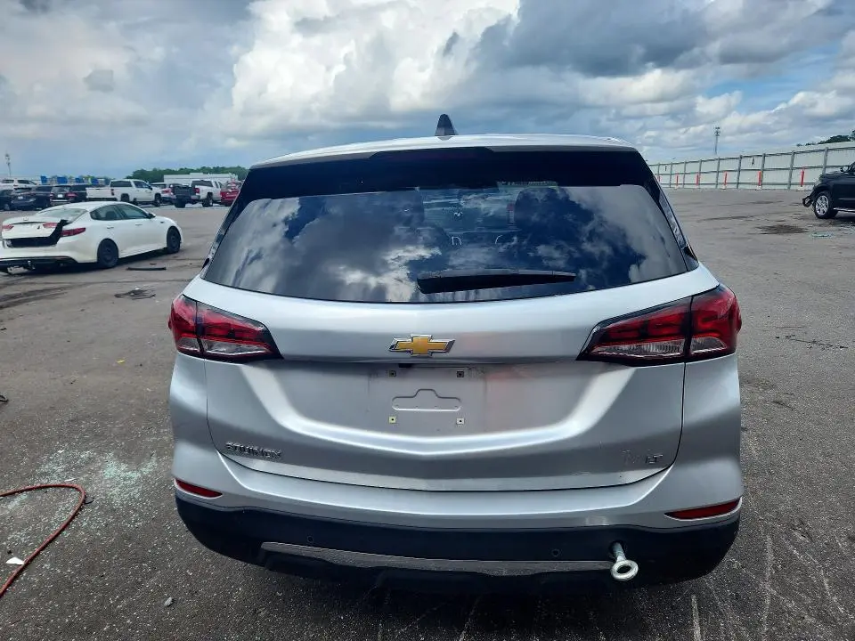 2022 CHEVROLET EQUINOX LT  