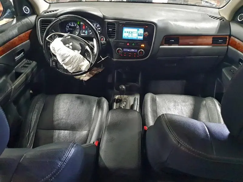 2014 MITSUBISHI OUTLANDER GT  