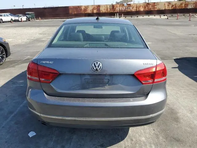 2015 VOLKSWAGEN PASSAT SE  