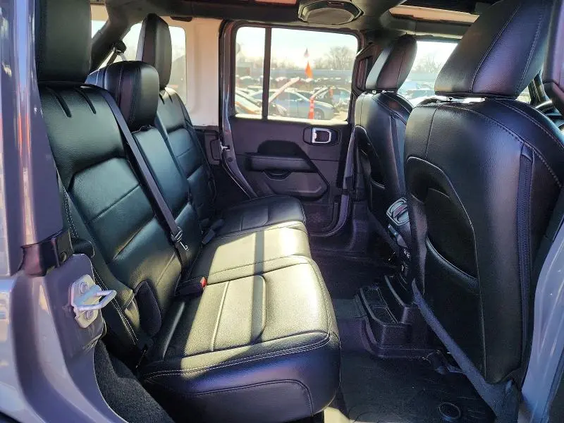 2023 JEEP WRANGLER SAHARA  