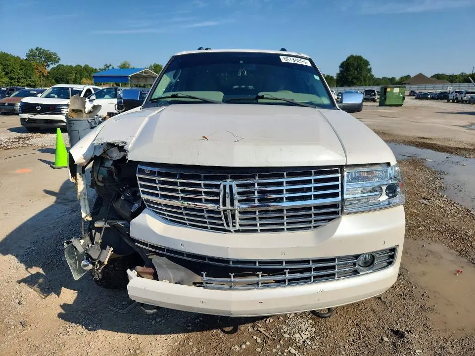 2013 LINCOLN NAVIGATOR   