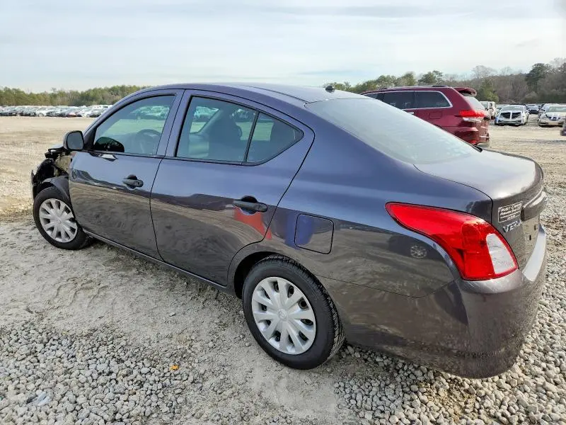 2015 NISSAN VERSA S  