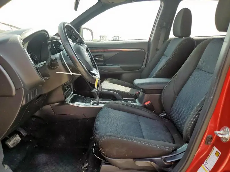 2018 MITSUBISHI OUTLANDER SE  