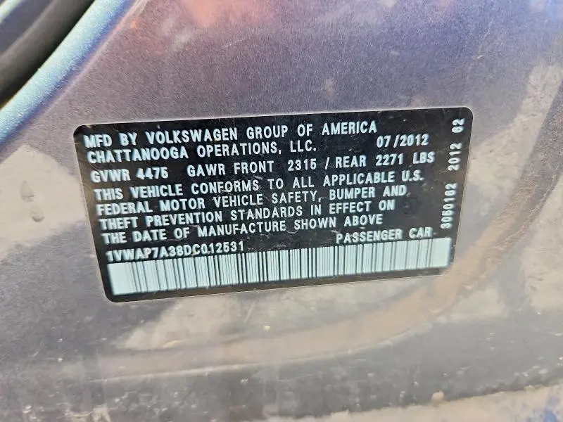2013 VOLKSWAGEN PASSAT S  