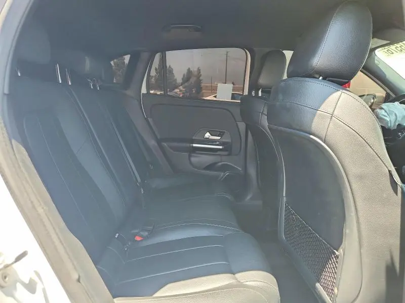2021 MERCEDES-BENZ GLA 250  