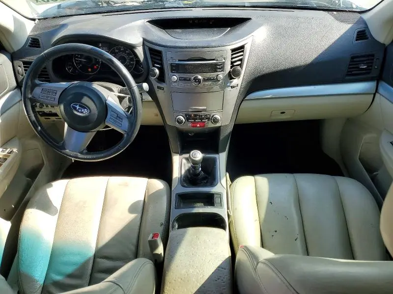 2010 SUBARU OUTBACK 2.5I PREMIUM  