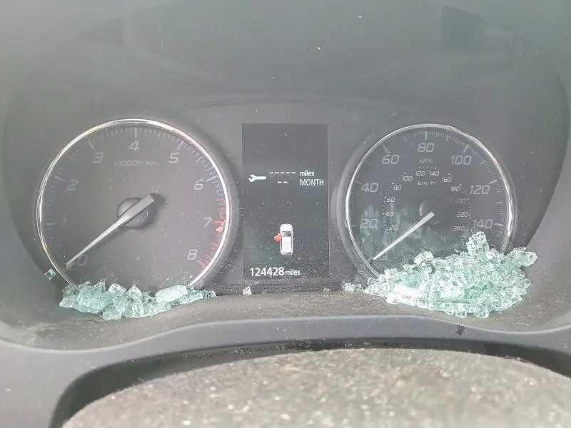 2018 MITSUBISHI OUTLANDER SE  