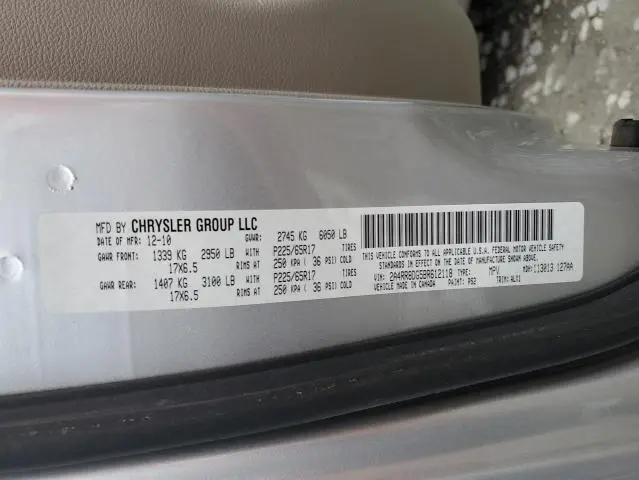 2011 CHRYSLER TOWN & COUNTRY TOURING L  