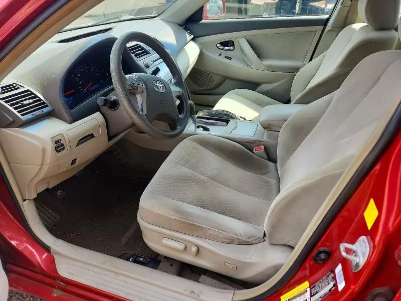 2011 TOYOTA CAMRY LE  
