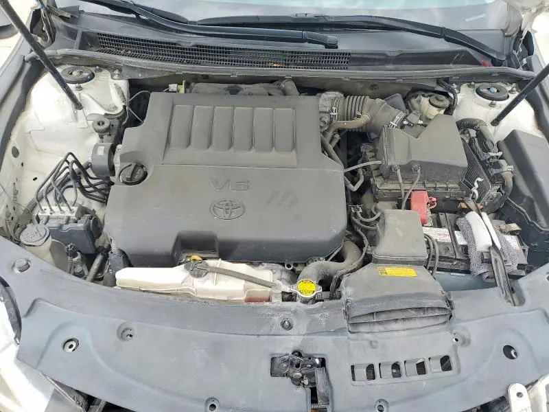 2013 TOYOTA AVALON XLE  
