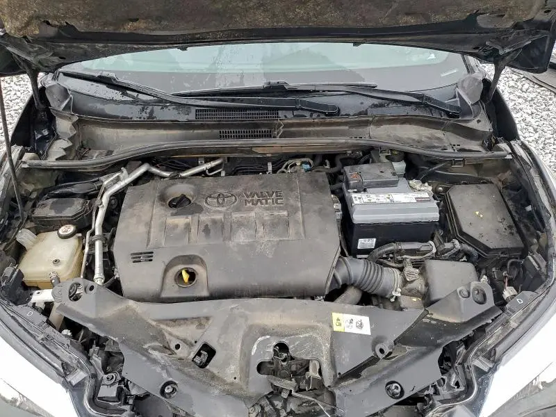 2020 TOYOTA C-HR XLE  