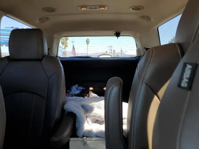 2016 GMC ACADIA SLT-2  