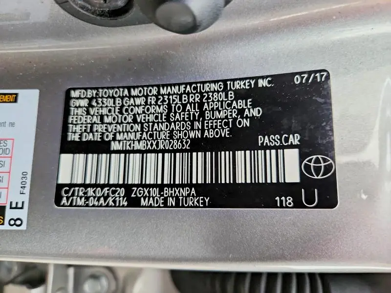 2018 TOYOTA C-HR XLE  