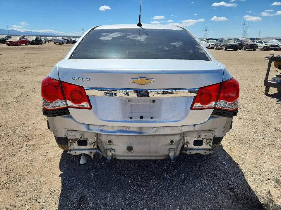 2013 CHEVROLET CRUZE LS  