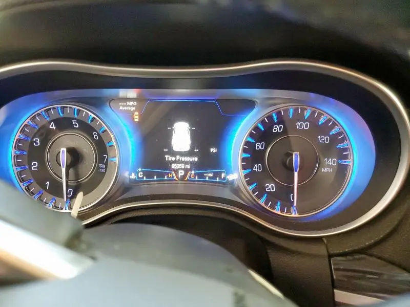 2015 CHRYSLER 300 LIMITED  
