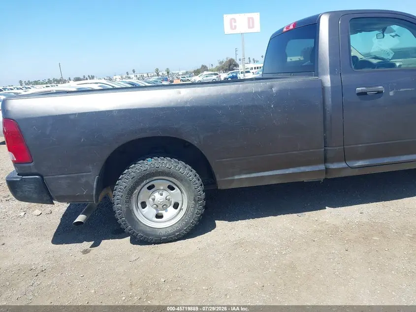 2019 RAM 1500 CLASSIC TRADESMAN  4X4 8' BOX