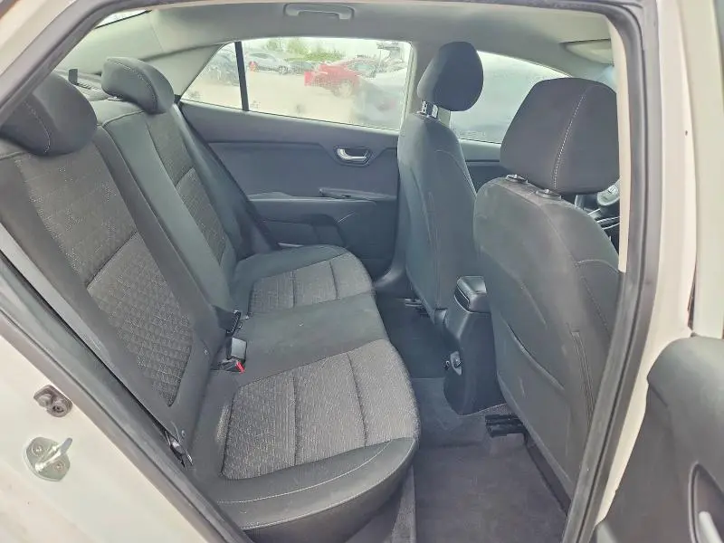 2019 KIA RIO S  