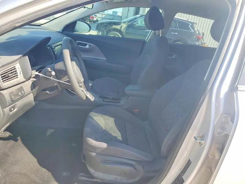 2018 KIA NIRO LX  