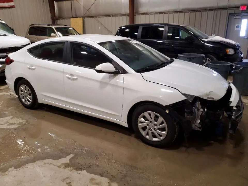 2019 HYUNDAI ELANTRA SE  