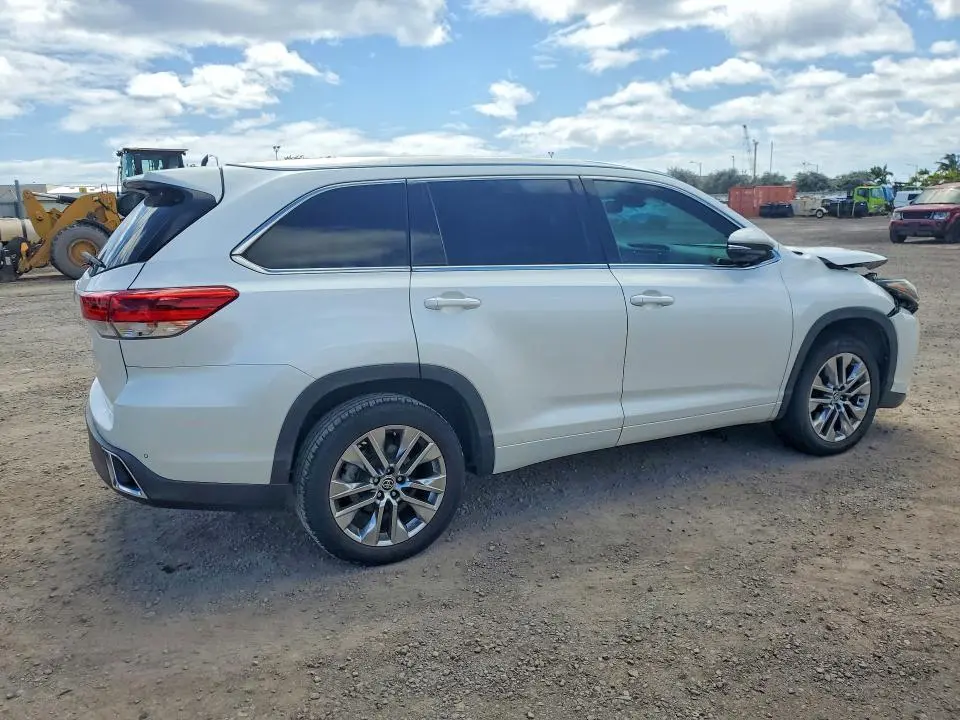 2019 TOYOTA HIGHLANDER LIMITED  