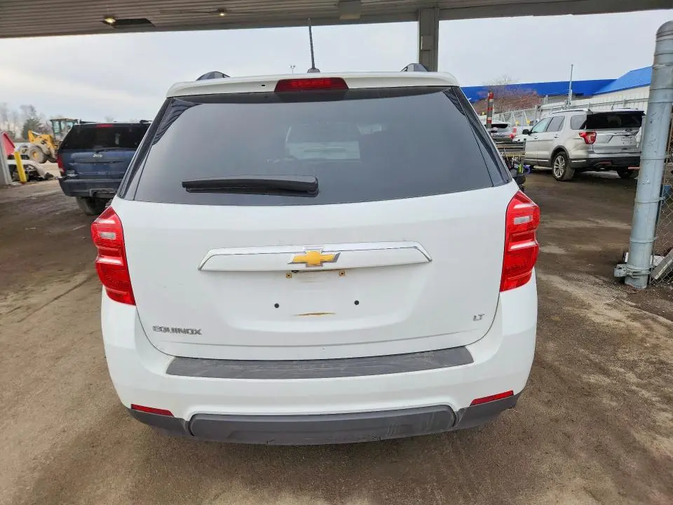 2017 CHEVROLET EQUINOX LT  