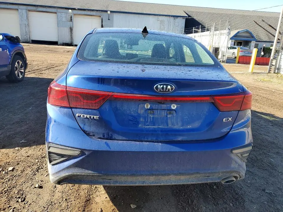 2021 KIA FORTE EX  
