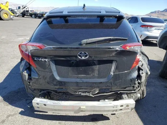 2019 TOYOTA C-HR XLE  