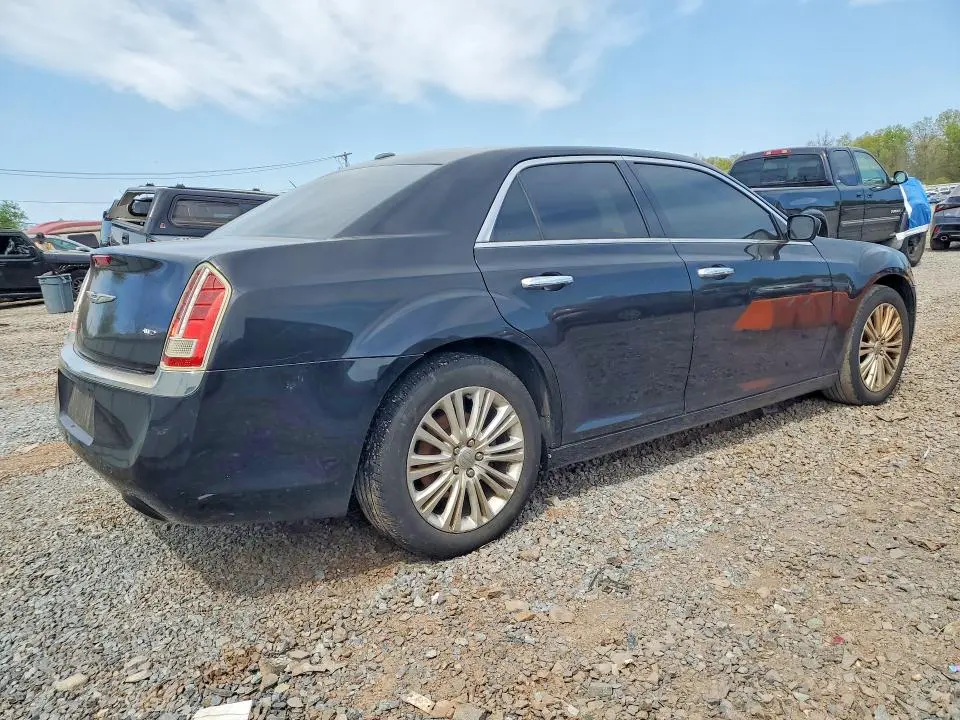 2013 CHRYSLER 300C   