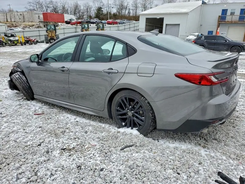 2025 TOYOTA CAMRY XSE  