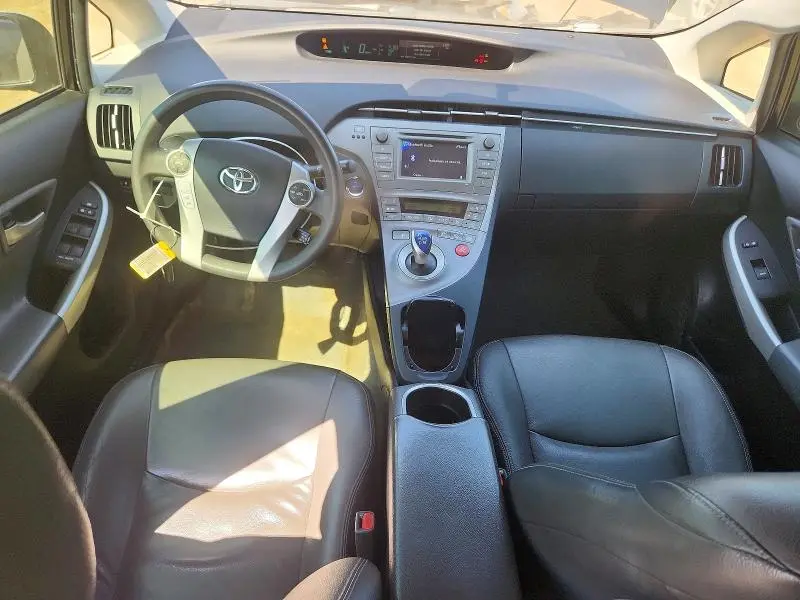 2015 TOYOTA PRIUS TWO  