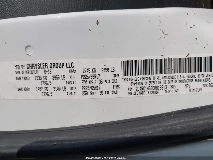 2013 CHRYSLER TOWN & COUNTRY S