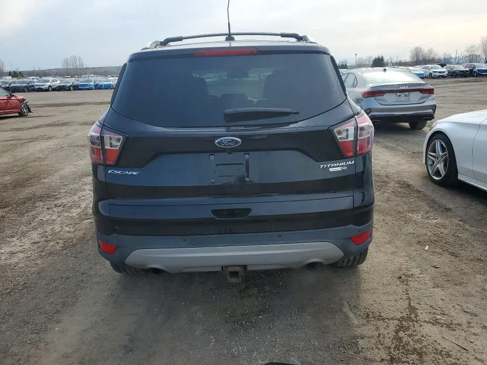 2017 FORD ESCAPE TITANIUM  