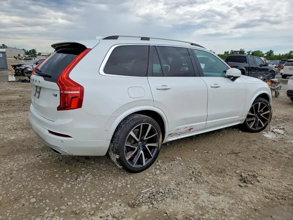 2019 VOLVO XC90 T6 MOMENTUM  