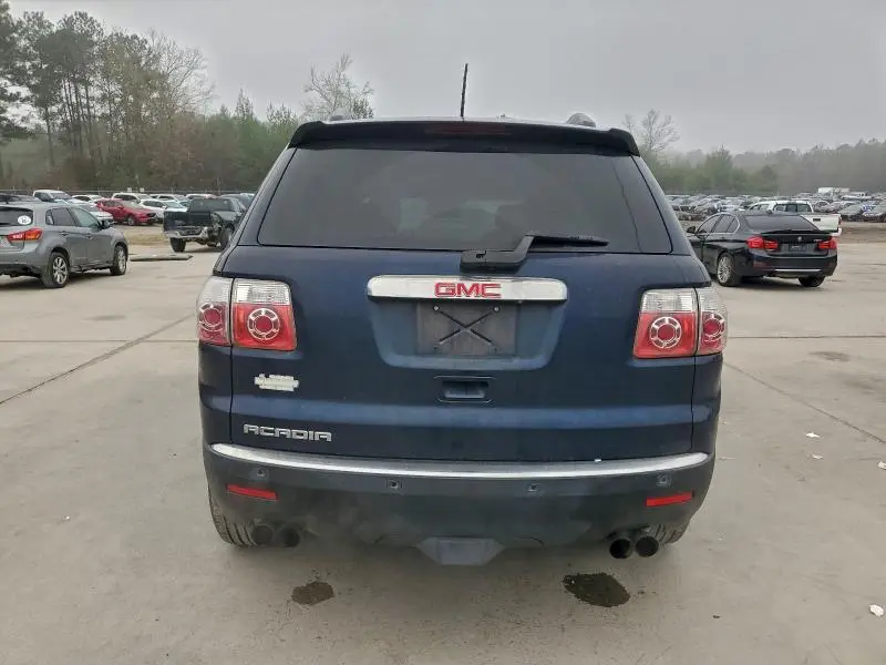 2011 GMC ACADIA SLT-1  