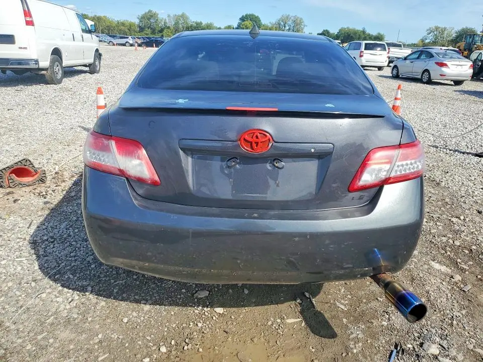 2011 TOYOTA CAMRY LE  