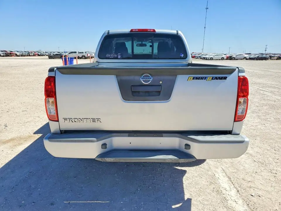 2014 NISSAN FRONTIER SV V6  